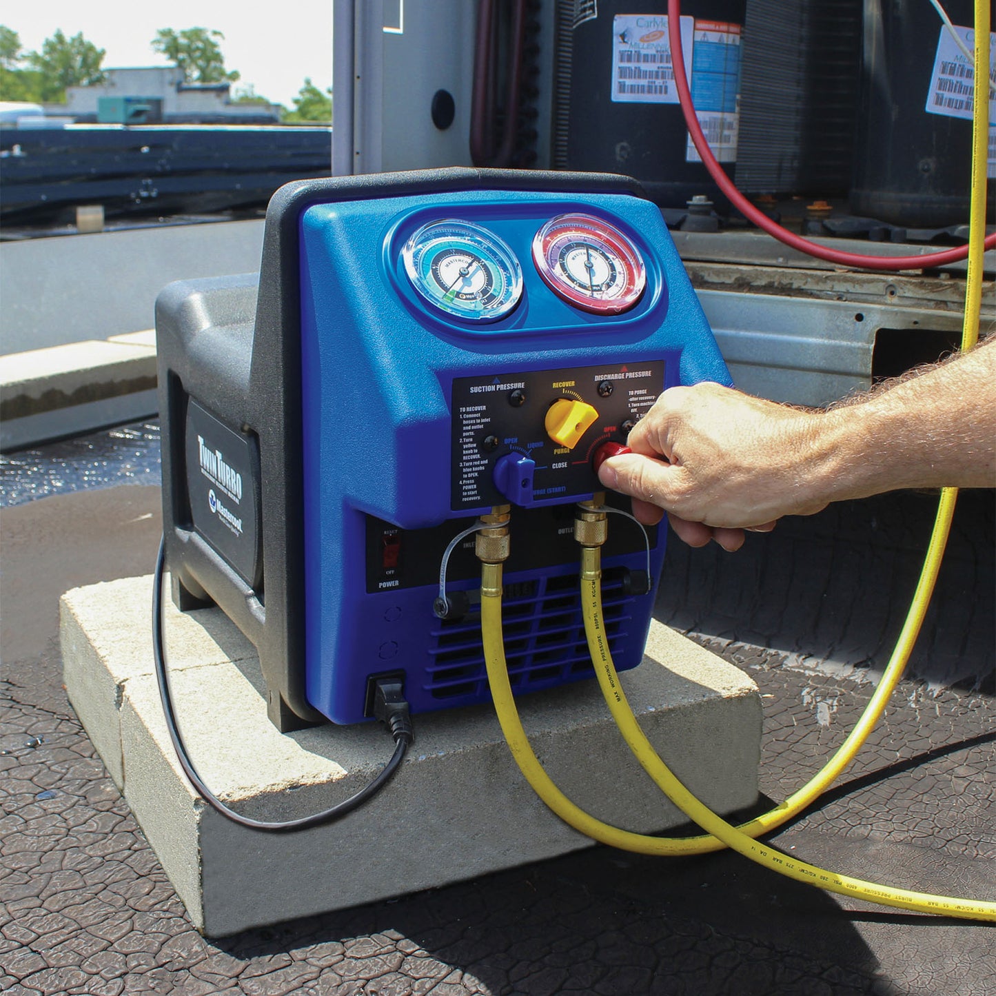 Mastercool 69300-220-EU — TWIN TURBO Recovery unit NF E35-421